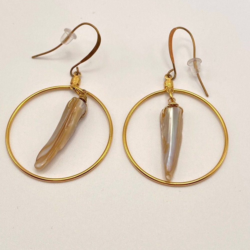 Vintage Hoop Earrings Gold Tone Shell Spike Boho Iridescent Dangle Drop Medium
